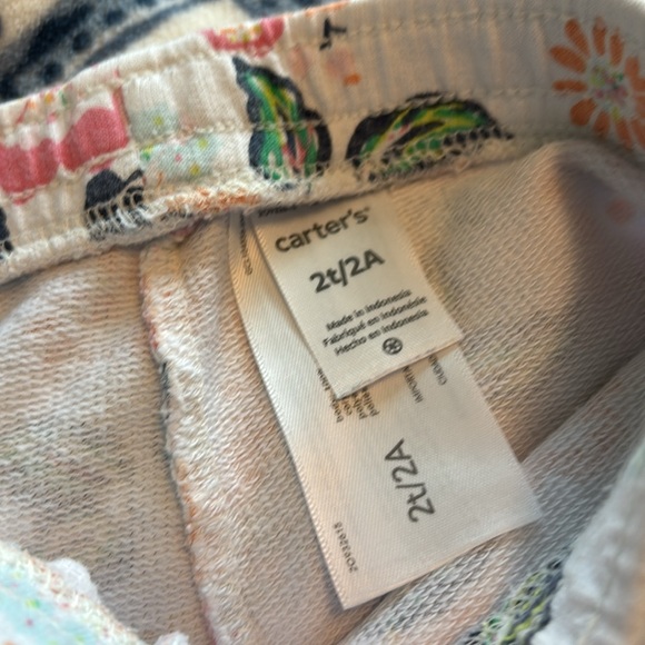 3 pairs of shorts 18m-2T - Picture 3 of 10